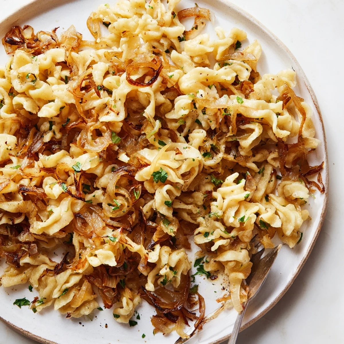 Spaetzle mit karamellisierten Zwiebeln